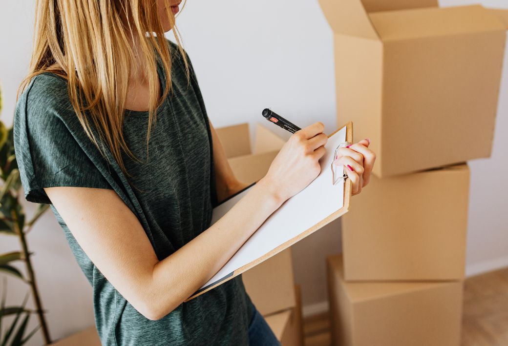 kulfoldrol-hazakoltozok-otthonstart-hitel-igenyles